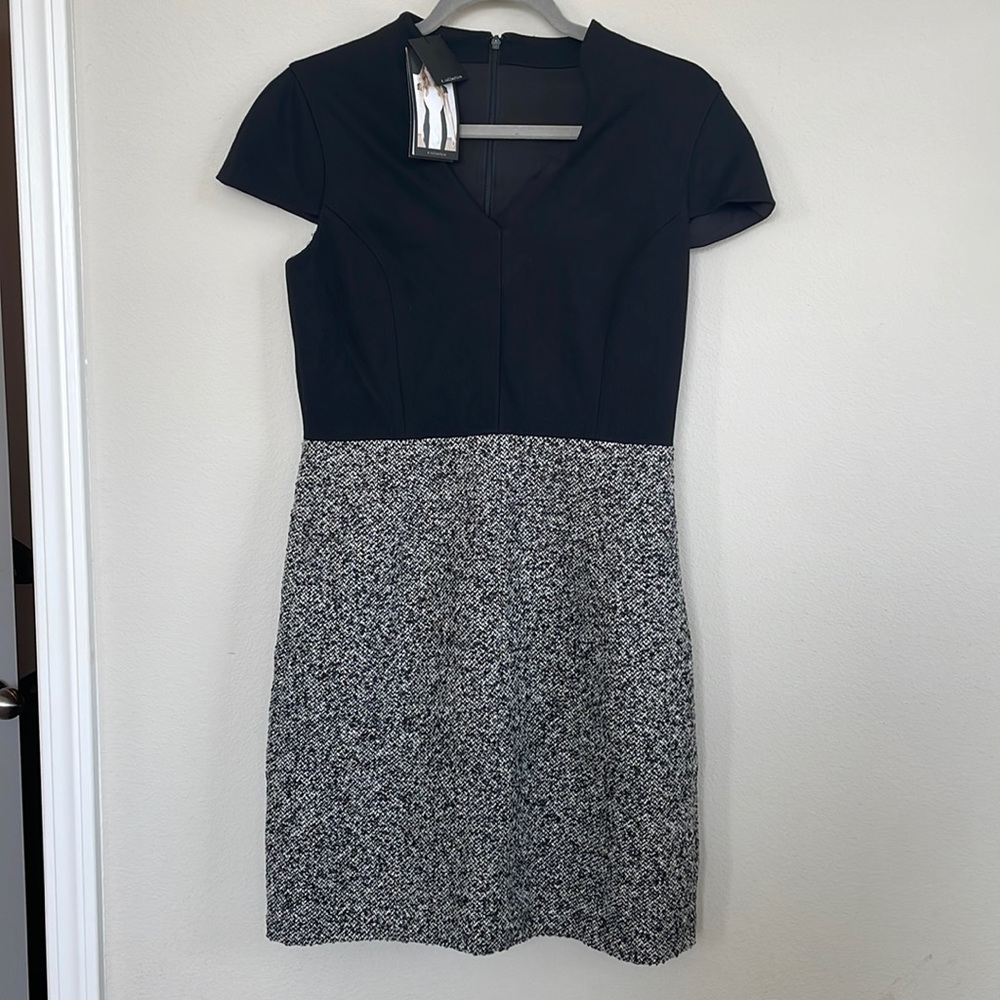 4 collective dress size 4 (equal to 8 US in most brand) see measurements